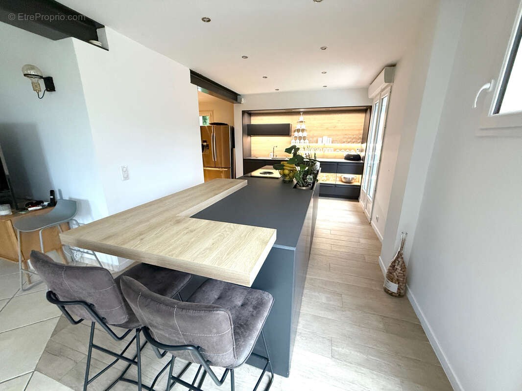 Grande maison familiale   Quartier prisé, environnement verdoyant et préservé - photo 5