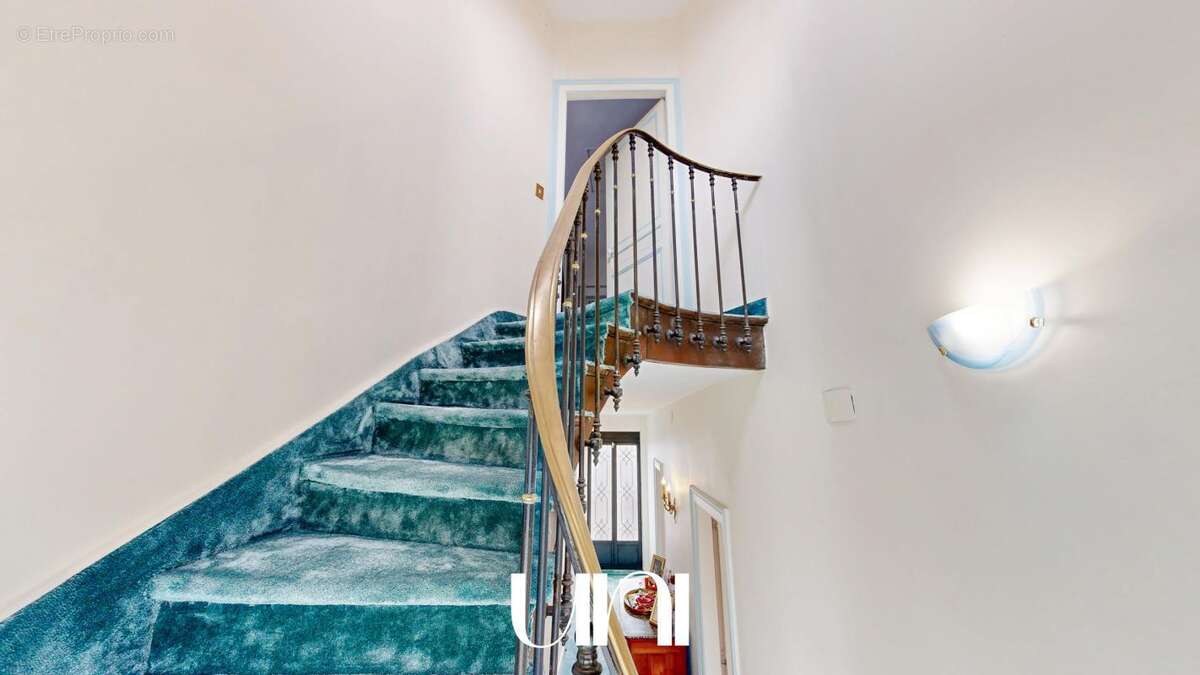 Maison à MEZIDON-CANON