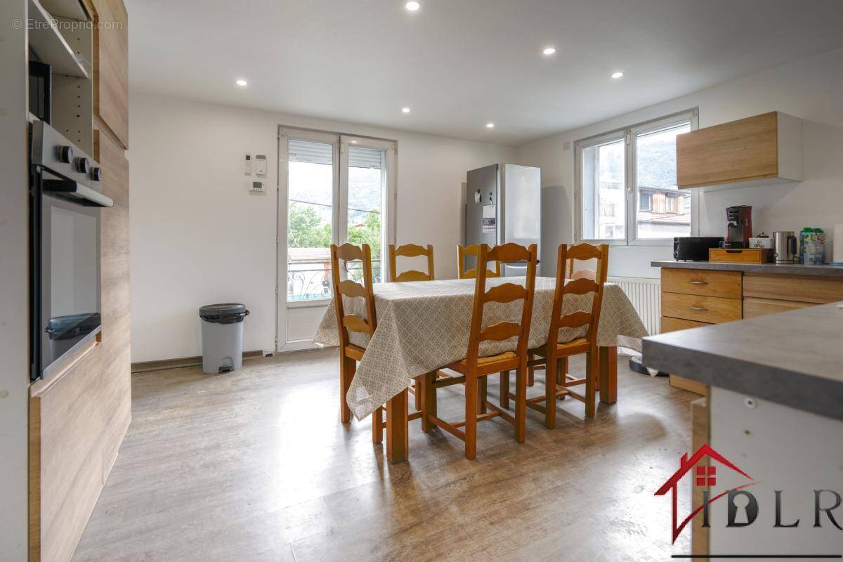 Appartement à CLUSES