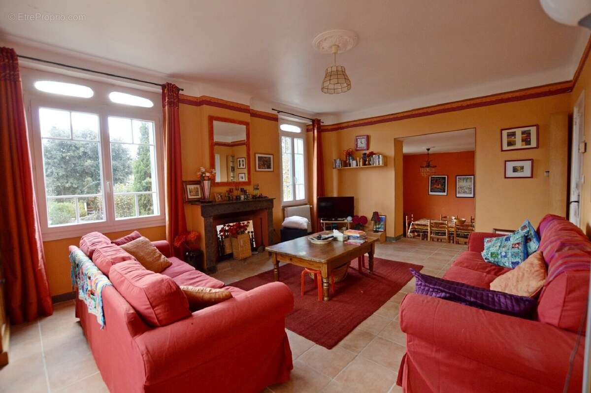 Maison à LOUBES-BERNAC