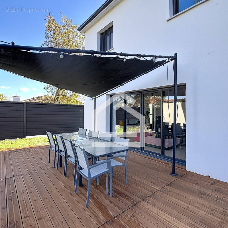 Maison à SAINT-MEDARD-EN-JALLES