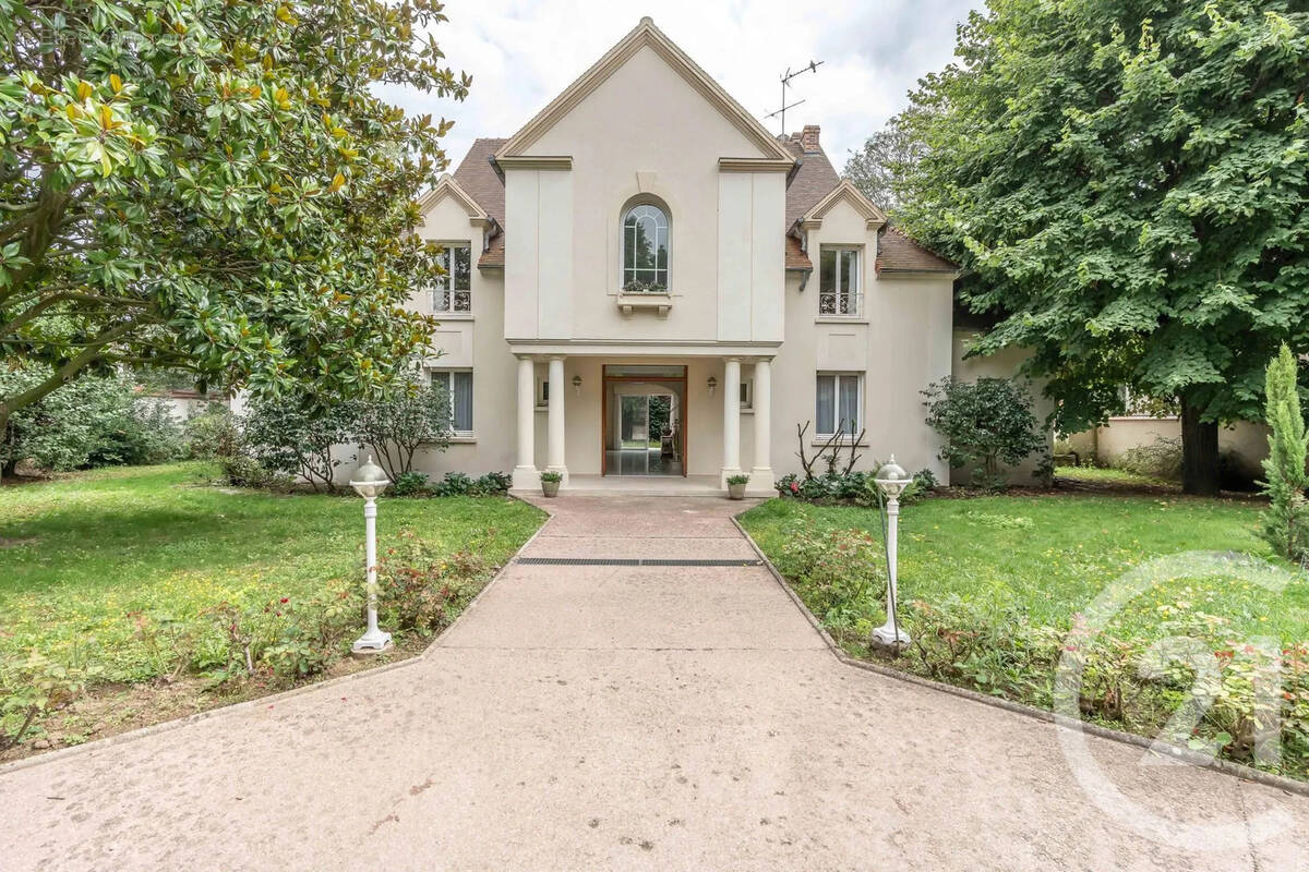 Maison à CHAMPIGNY-SUR-MARNE