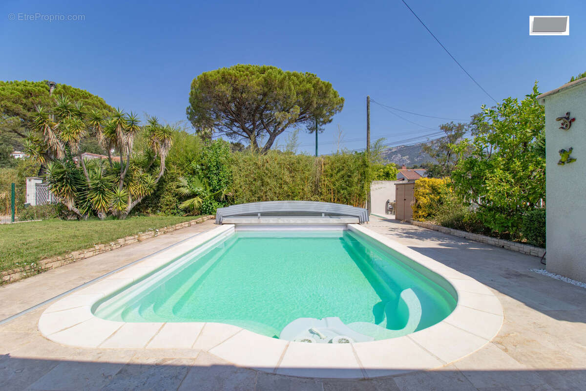 LA GARDE   Charmante villa familiale avec piscine et prestations de qualité - photo 2