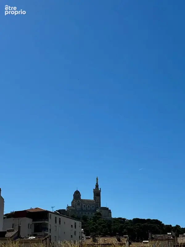 Appartement 4 pièces 70 m² à vendre à Marseille-6e (13006) - photo 3
