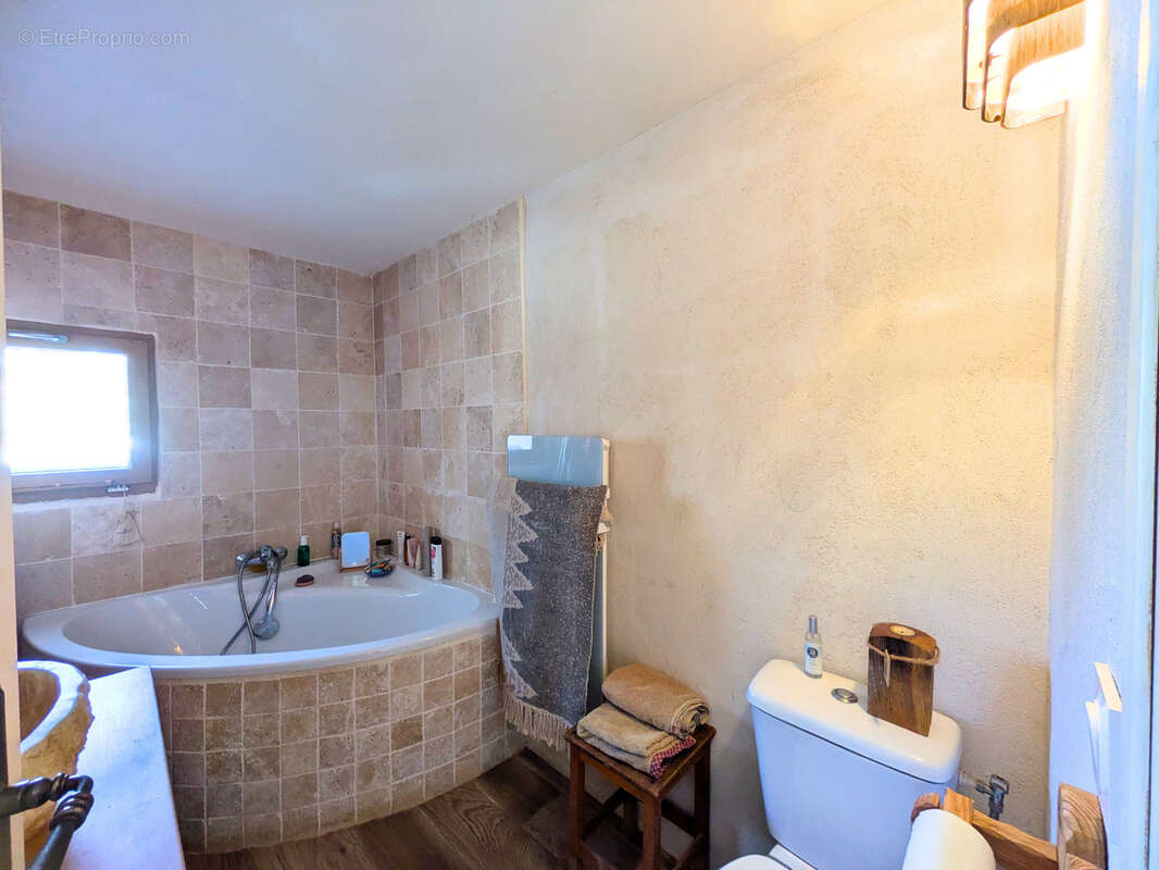 Maison à SAINT-MICHEL-DE-CHAILLOL