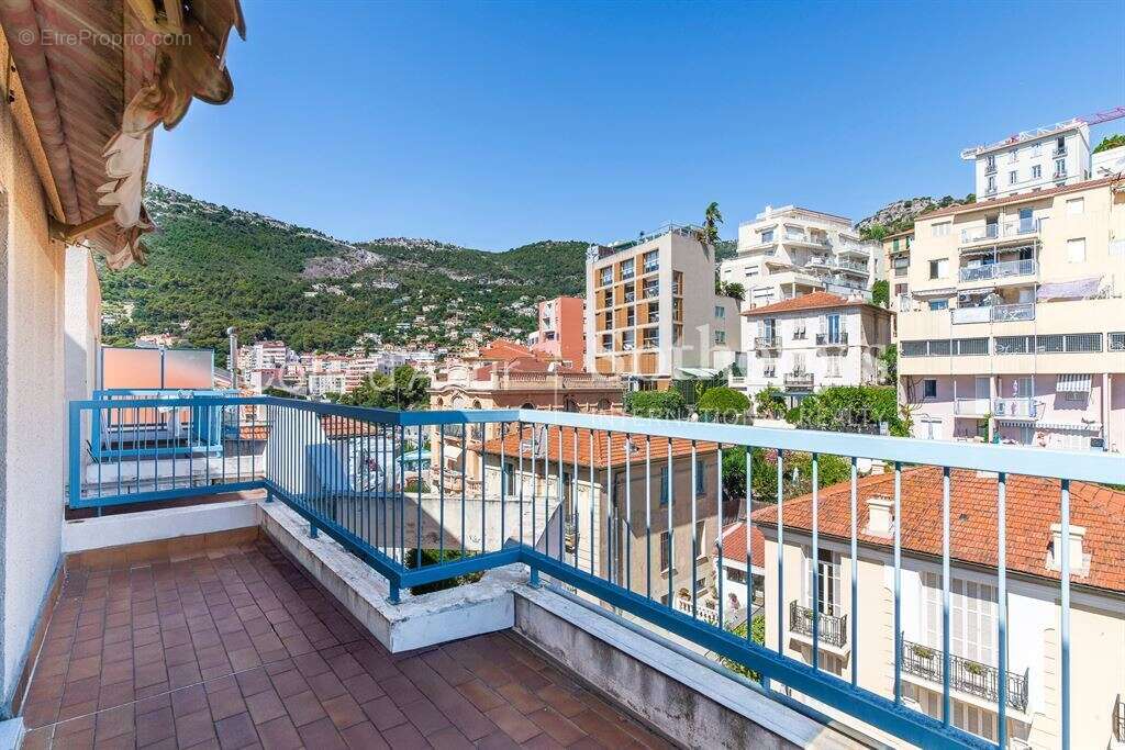 Appartement à BEAUSOLEIL