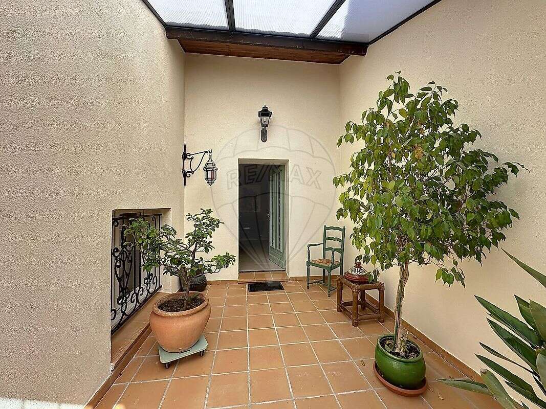 Maison à CAVEIRAC