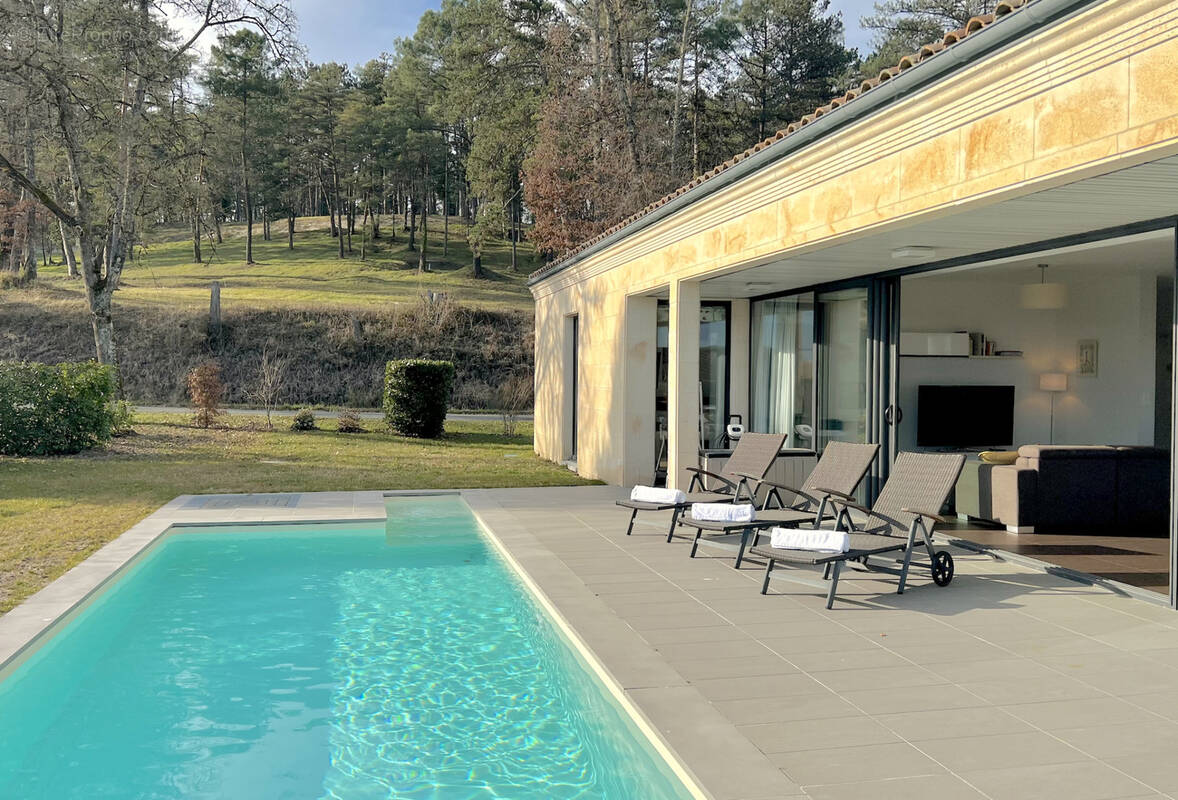 Maison à SAINT-EMILION