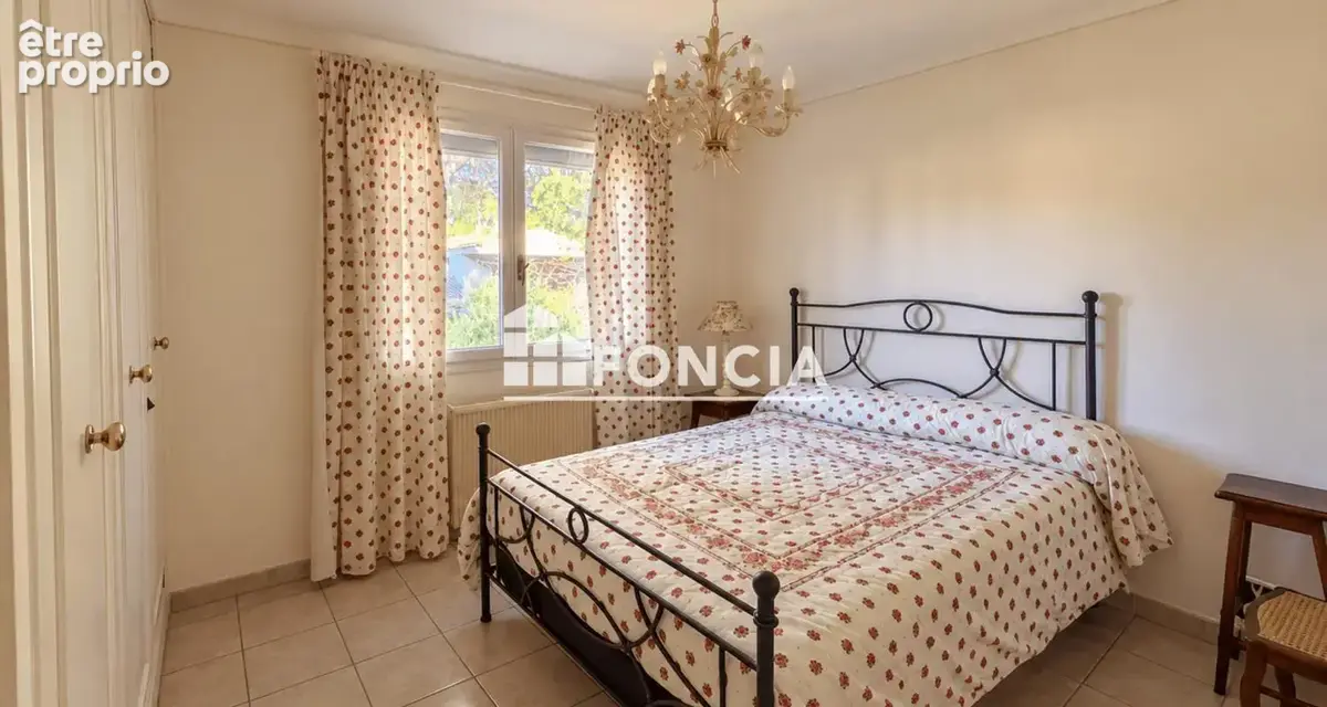 Exclusivité – maison spacieuse avec 4 chambres, annexe indépendante et grande piscine - photo 10