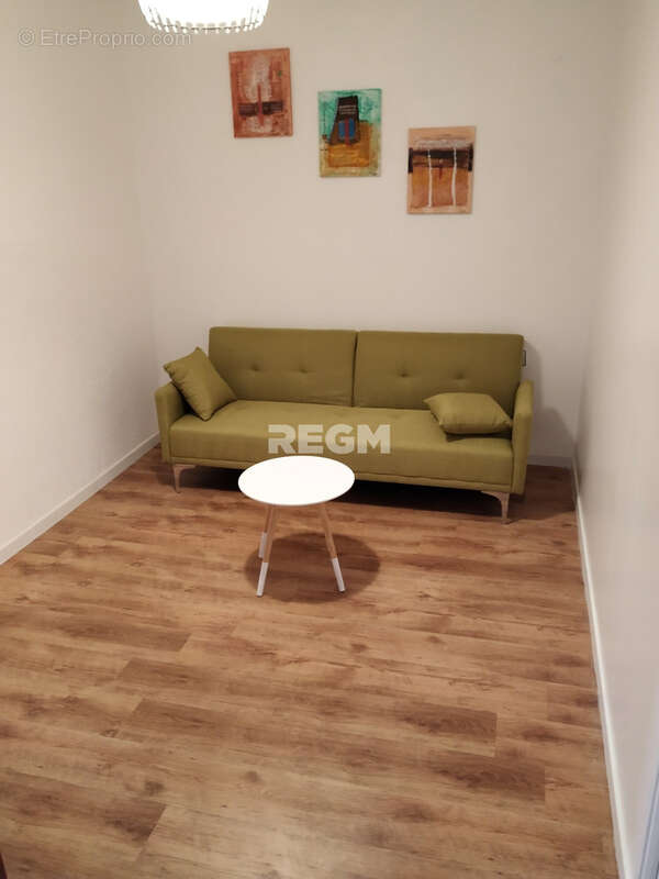 Appartement à COURCOURONNES
