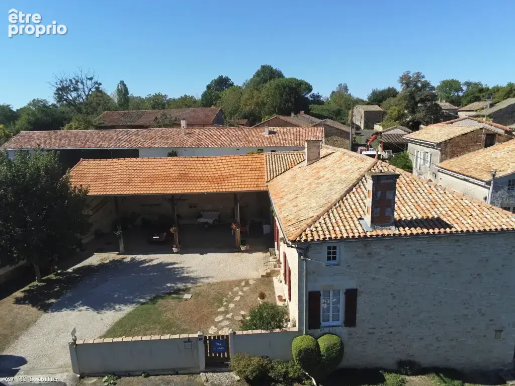 Maison En Pierre Rénovée Avec 4 Chambres - photo 26