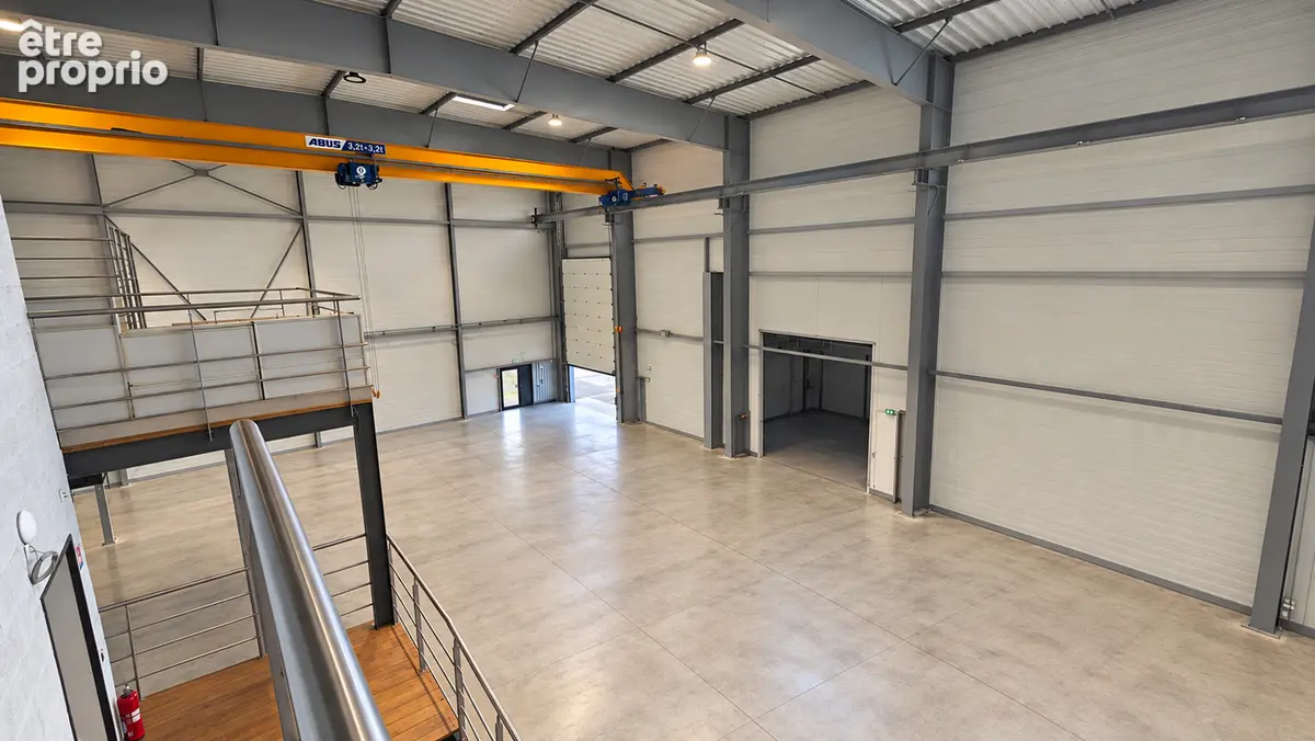 Entrepôt / local industriel Quimper 1060 m2 - photo 1