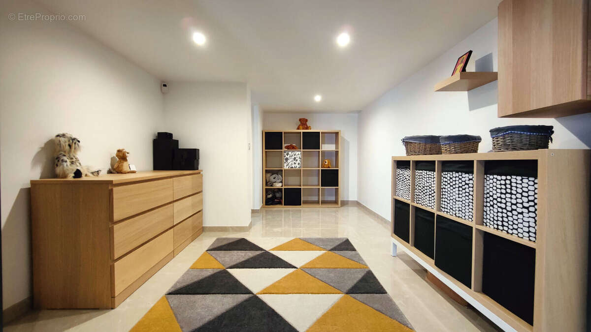 Maison à CONFLANS-SAINTE-HONORINE