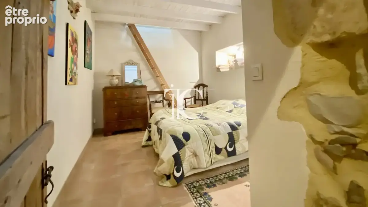 Rousson, 10km d'ales, mas de hameau renove 272m2, salons/sejour 100m2, 3 chambres + 1 studio, terrasses, piscine - photo 8