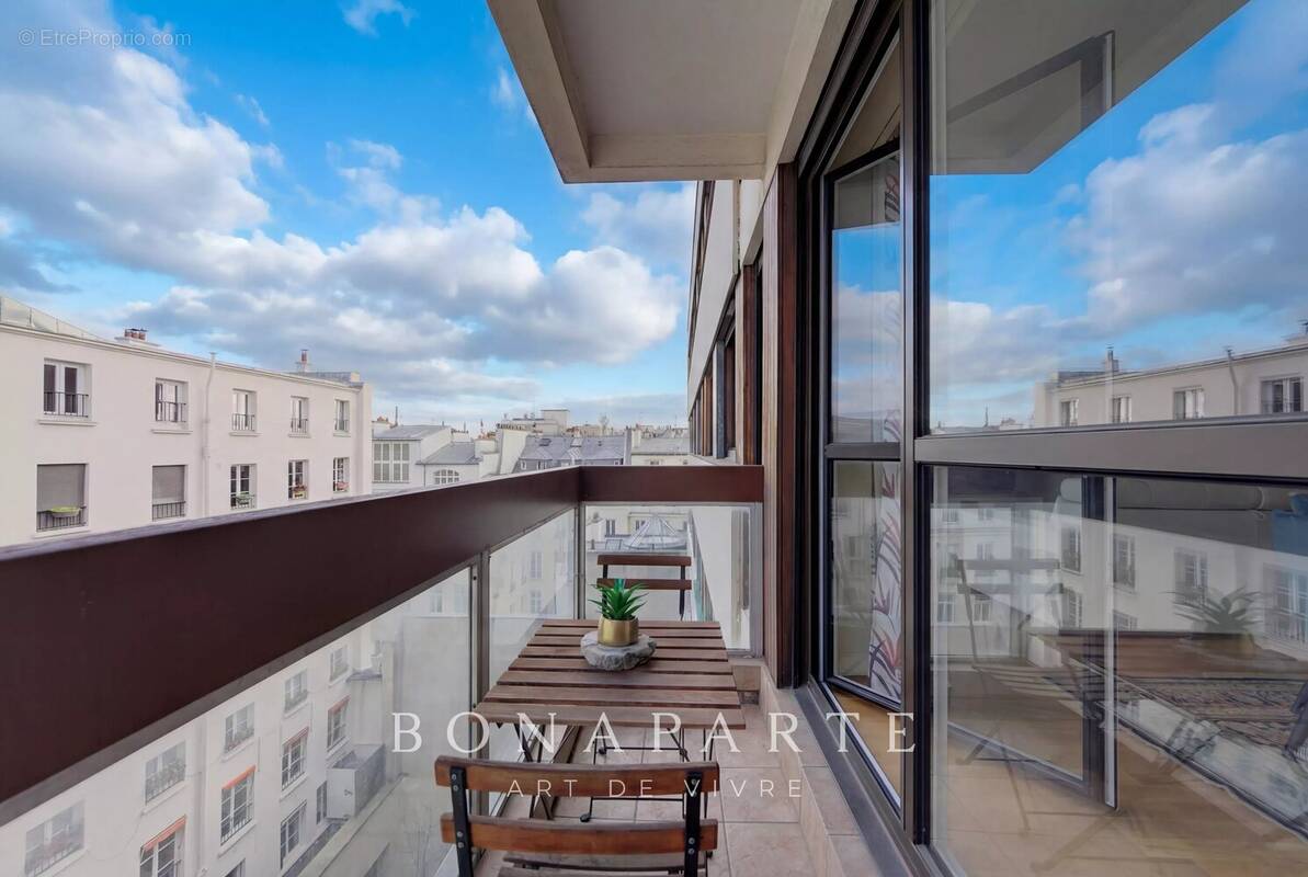 Appartement à PARIS-2E