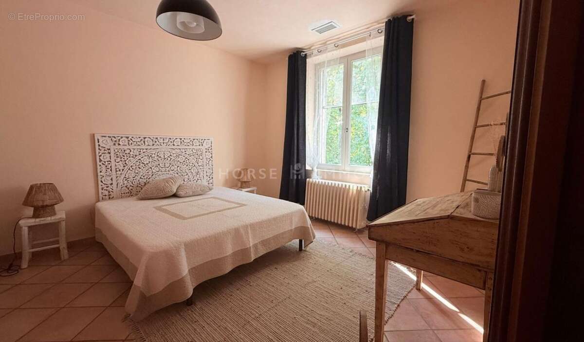 Maison à CHARLEVAL
