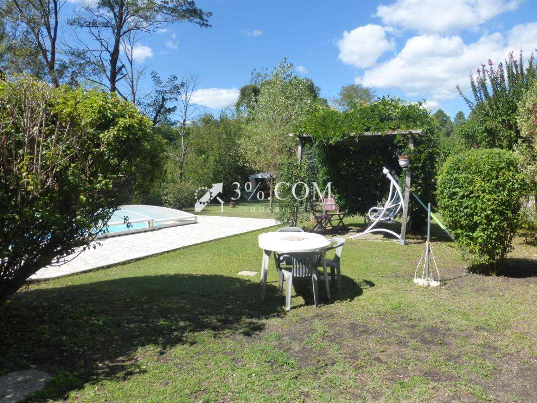 Maison à LE MARTINET