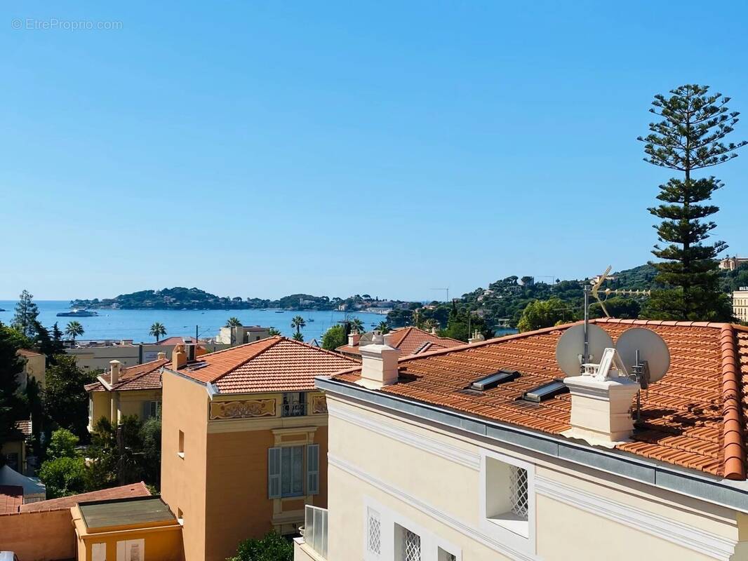 Appartement à BEAULIEU-SUR-MER