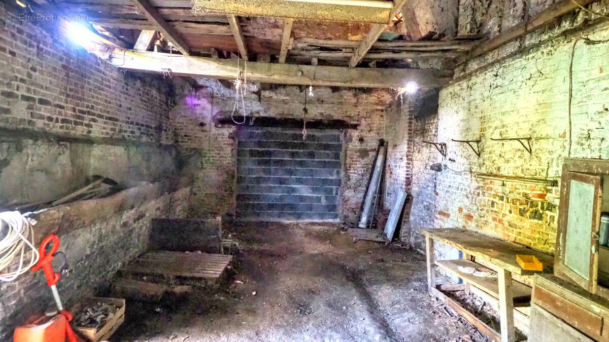 Maison à SAINT-LEGER-LES-DOMART