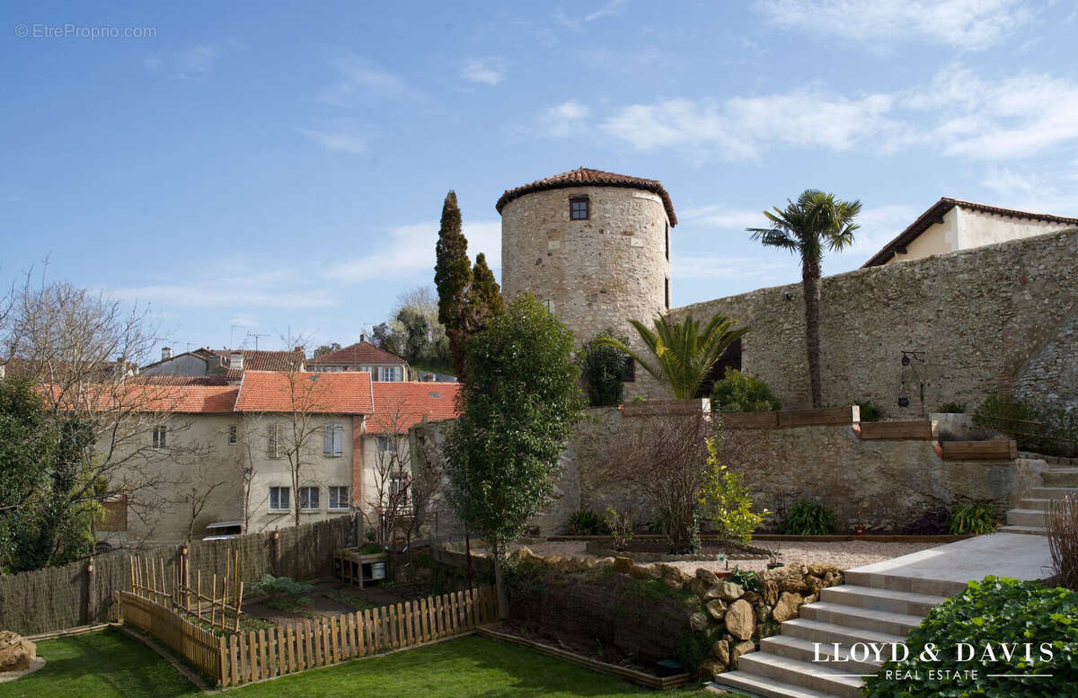 Maison à SAINT-SEVER