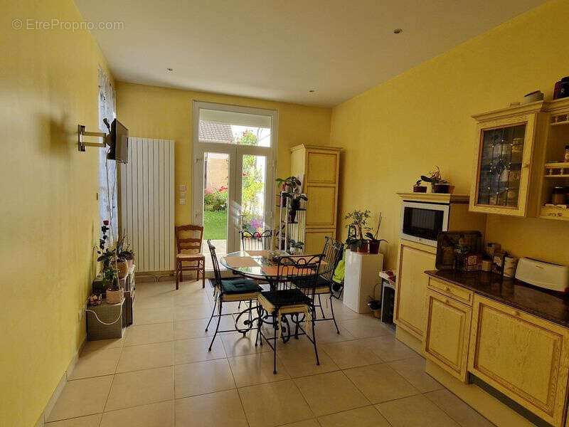 Maison à COMPIEGNE