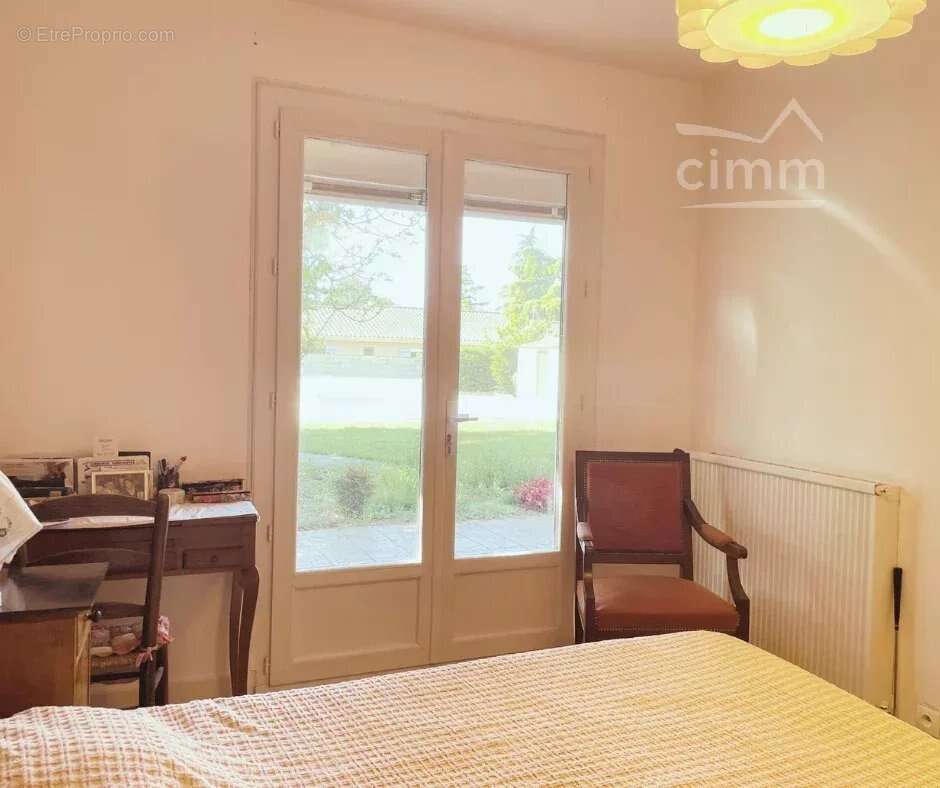 Maison à ANNEYRON