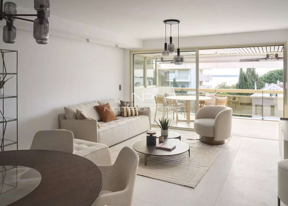 Appartement à CANNES