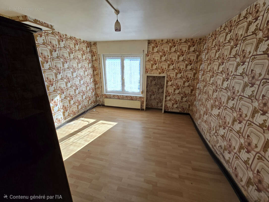 Maison à HALLENNES-LEZ-HAUBOURDIN