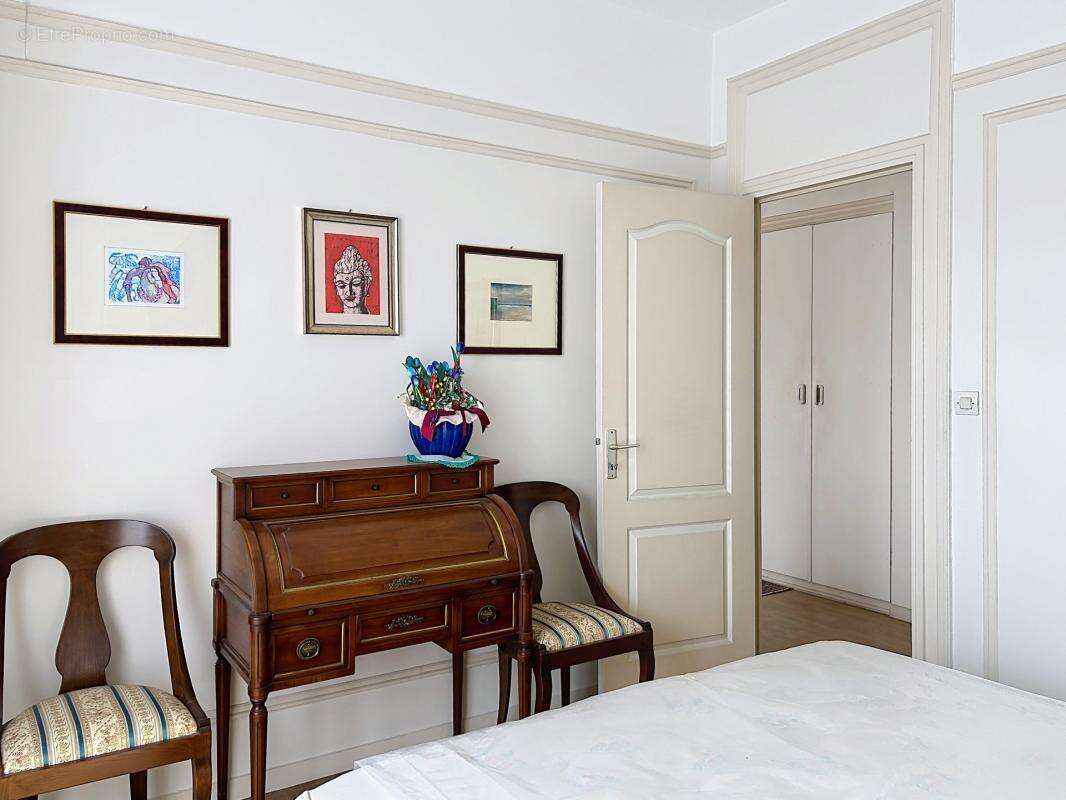 Appartement à PARIS-9E