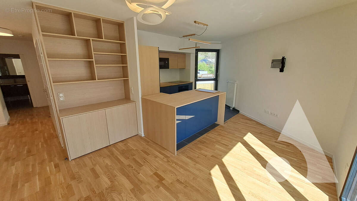 Appartement à SAINT-REMY-LES-CHEVREUSE