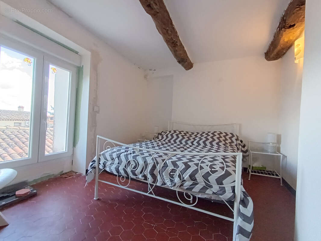 Maison à MONTMEYAN