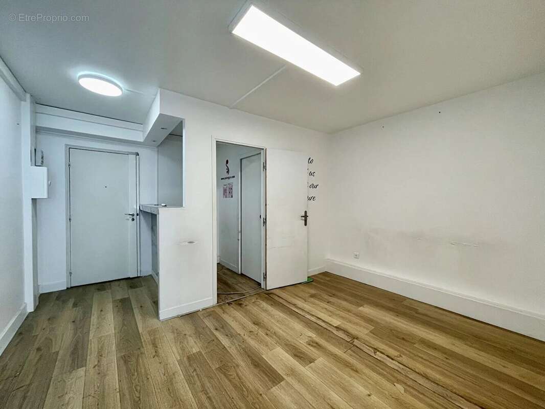 Appartement 80 m² à Puteaux  - photo 5