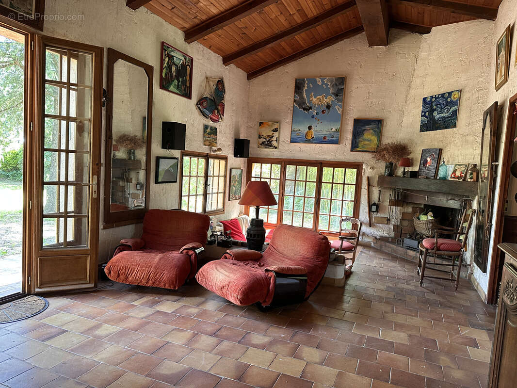 Villa t6 sur 1172 m2 - photo 6