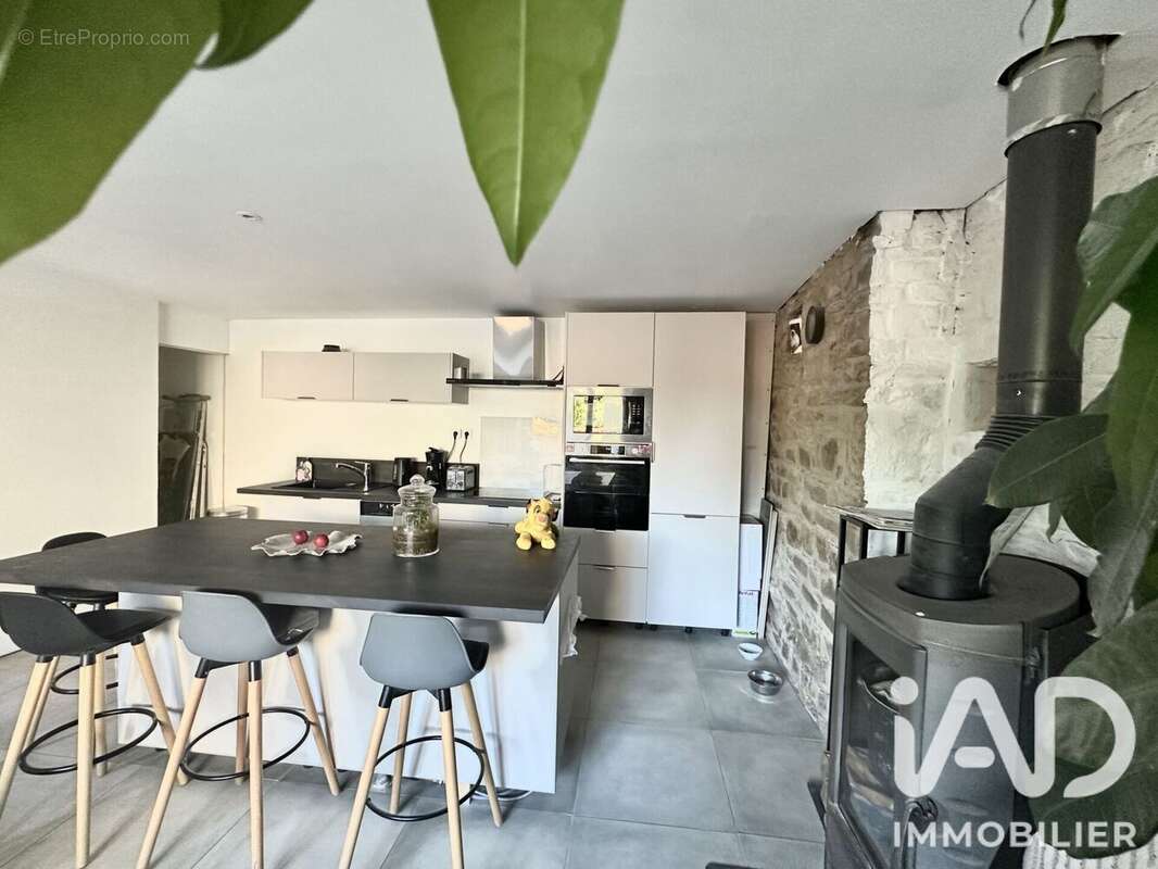 Maison 52 m² à Pance  - photo 4