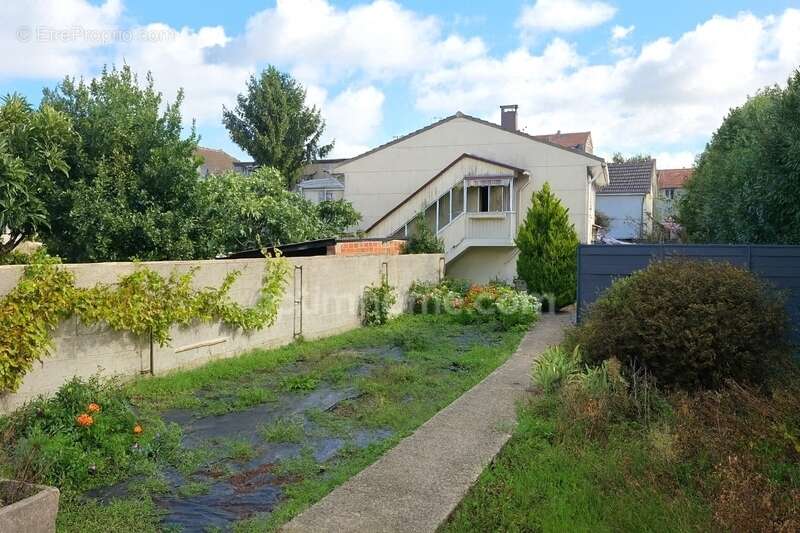 Maison à CHOISY-LE-ROI