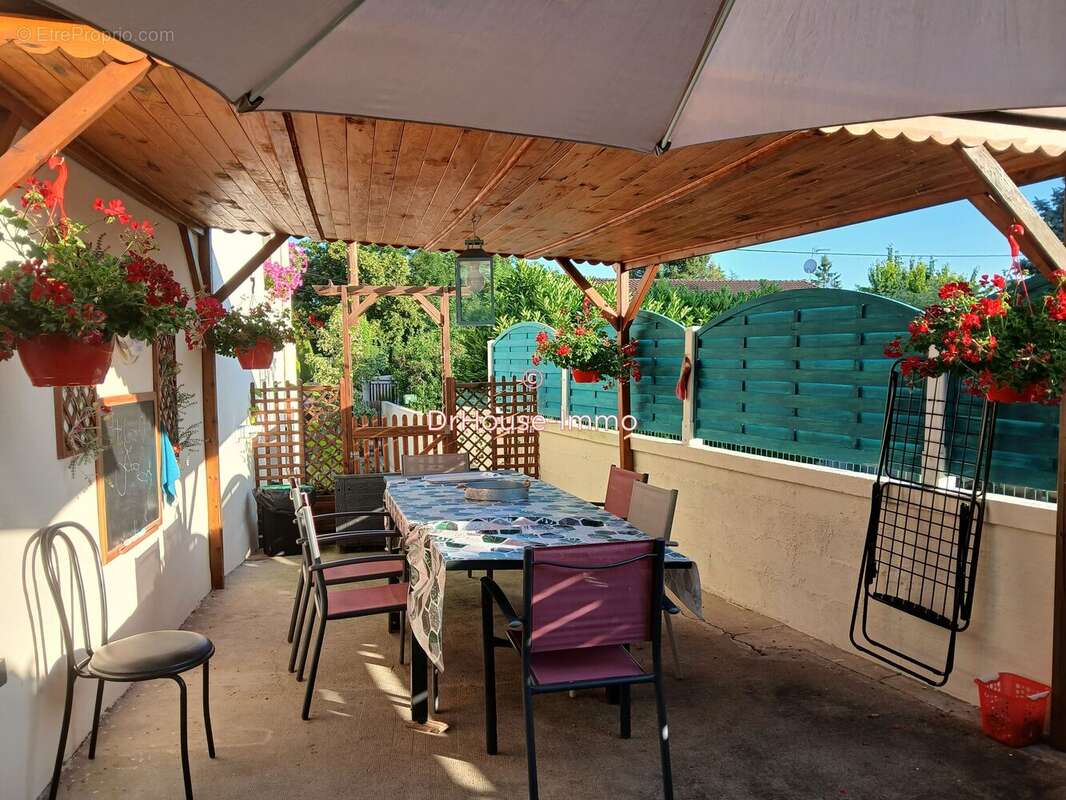 Maison à BELLERIVE-SUR-ALLIER