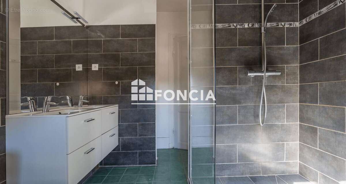 Maison à BOURG-LA-REINE