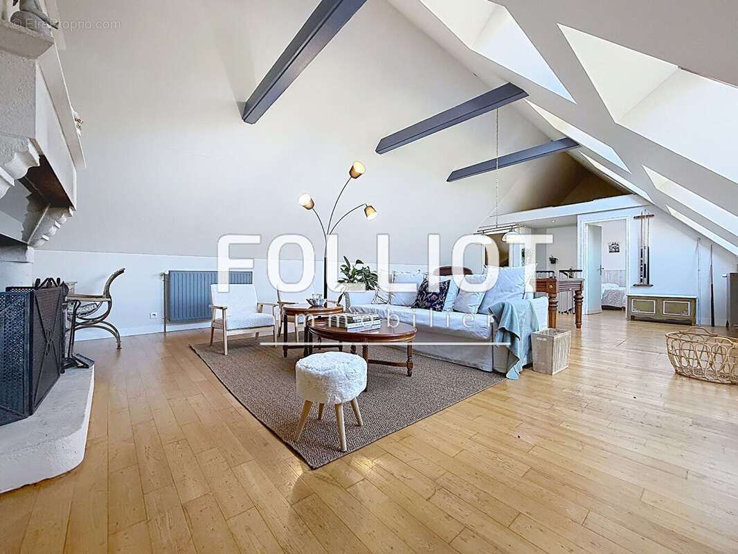 Maison à AGON-COUTAINVILLE