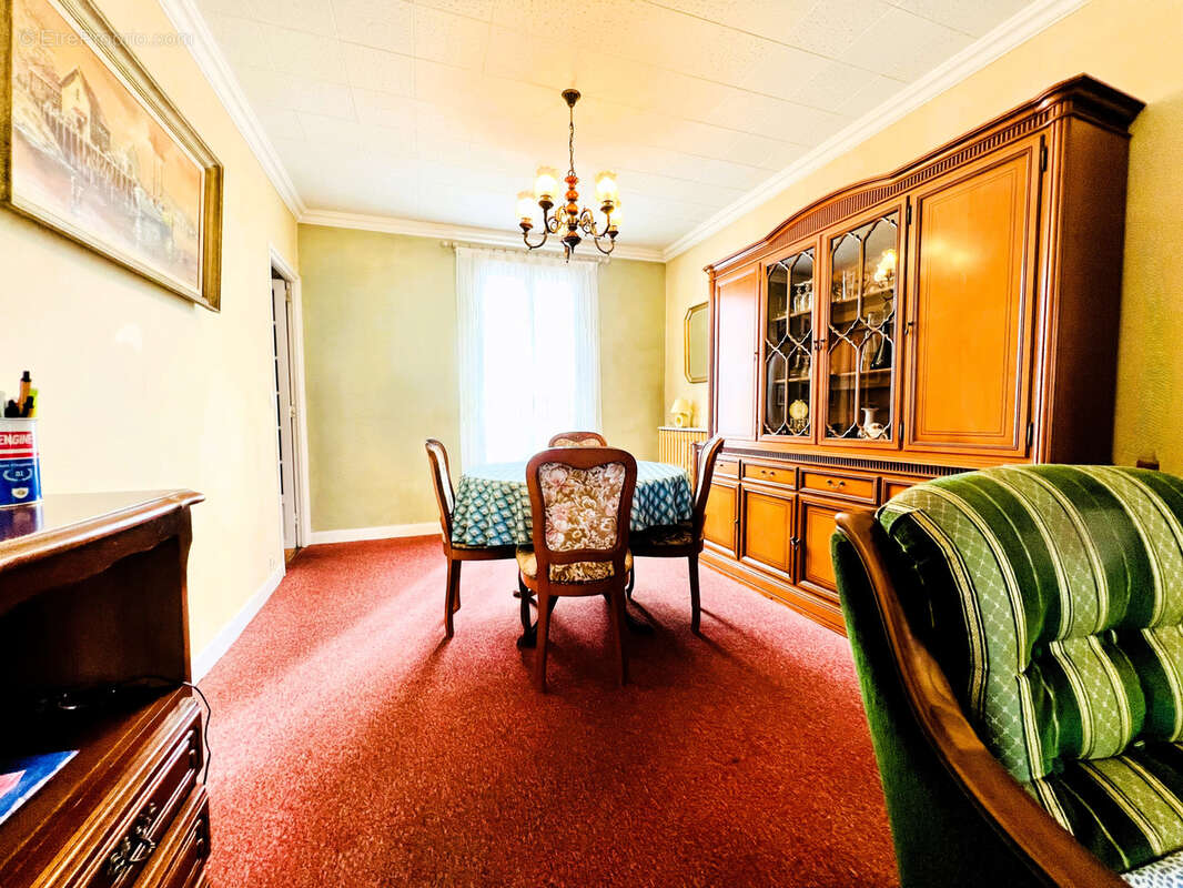 Maison à LE BLANC-MESNIL