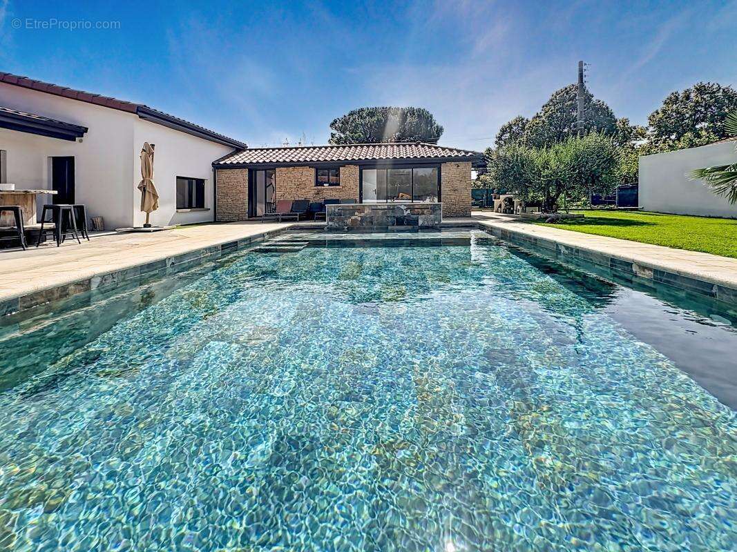 Maison rénovée de plain-pied avec piscine - 4 chambres - Livron-sur-Drôme - photo 20