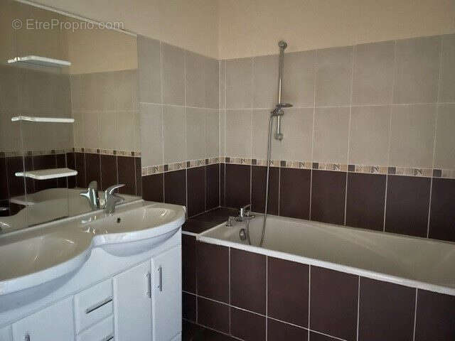 Appartement à CHAVANNES