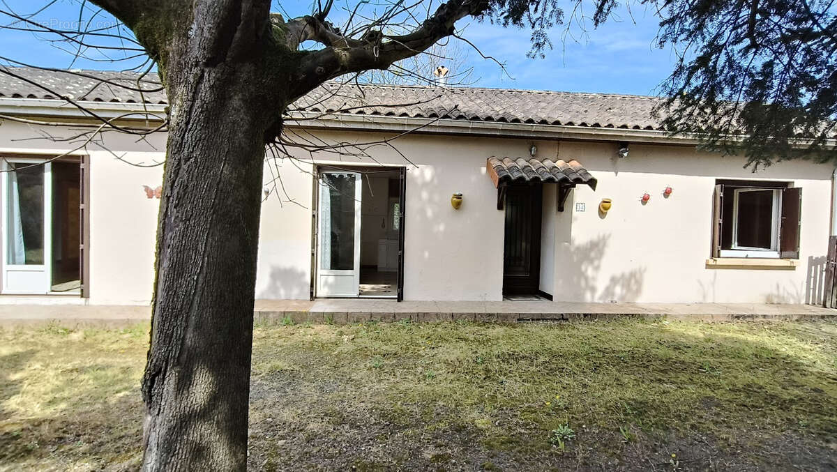 Maison à SAINT-CIERS-SUR-GIRONDE