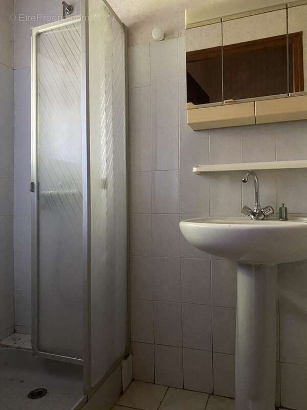 Maison à SAINT-DENIS-DES-MURS