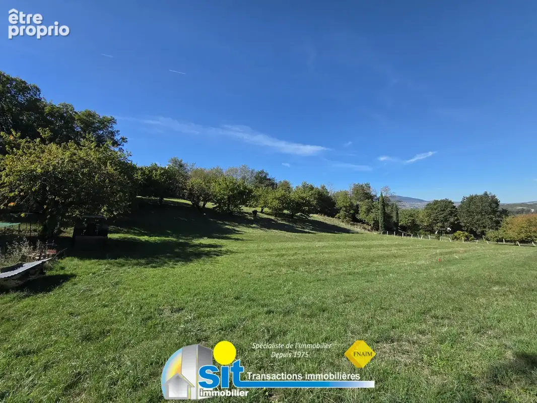 Terrain constructible viabilisé 1924 m2 - photo 1