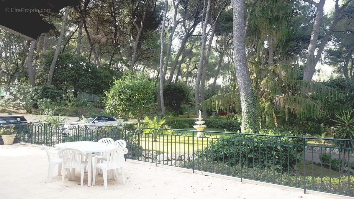 Maison à VALLAURIS