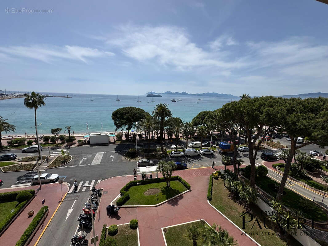 Appartement à CANNES