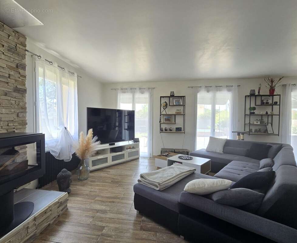 Maison à ETIVAL-LES-LE-MANS