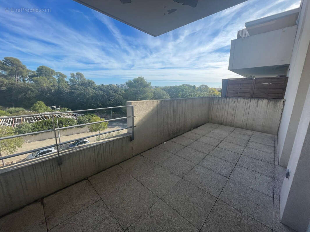 Appartement à JUVIGNAC