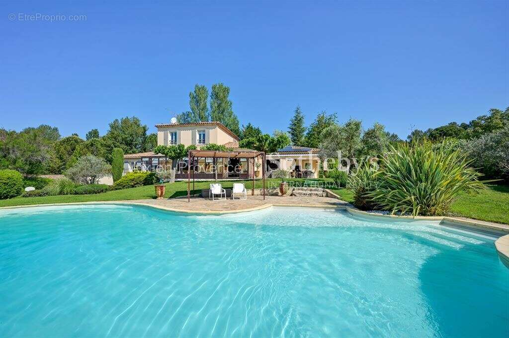 Maison à BOUC-BEL-AIR