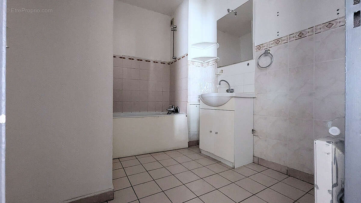 Appartement à SAINT-DENIS